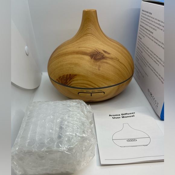 VicTsing 300ml Essential Oil Diffuser with 7 Color Lights + 4 Timer Options NIB - Picture 2 of 10